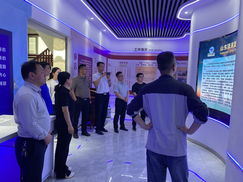 滨州科技大市场“科转赋能汇”惠民专场调研团走进泽涛复材